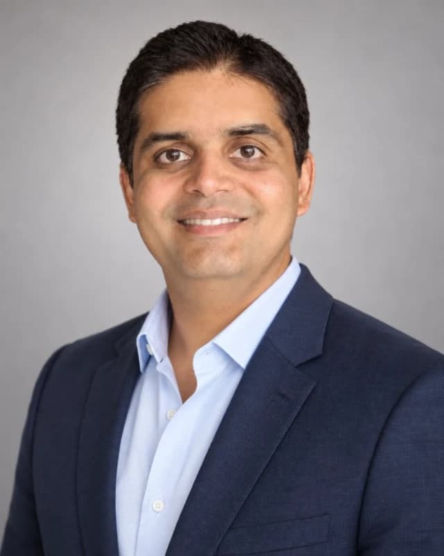 Retrato de Ravindra Wankar, cofundador de Celoxis